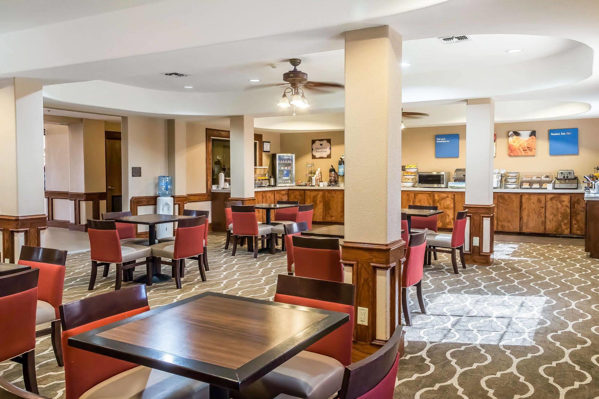 Mainstay Suites Edinburg Exteriör bild