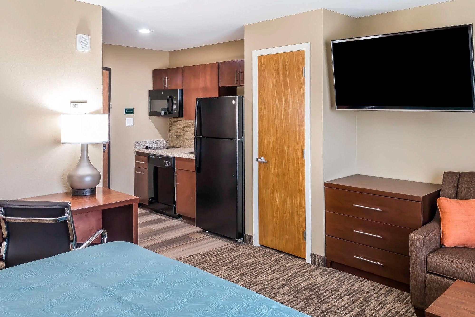 Mainstay Suites Edinburg Exteriör bild