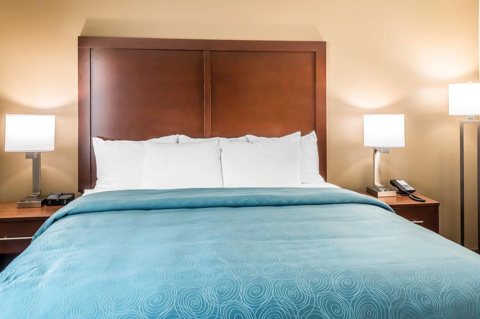 Mainstay Suites Edinburg Exteriör bild