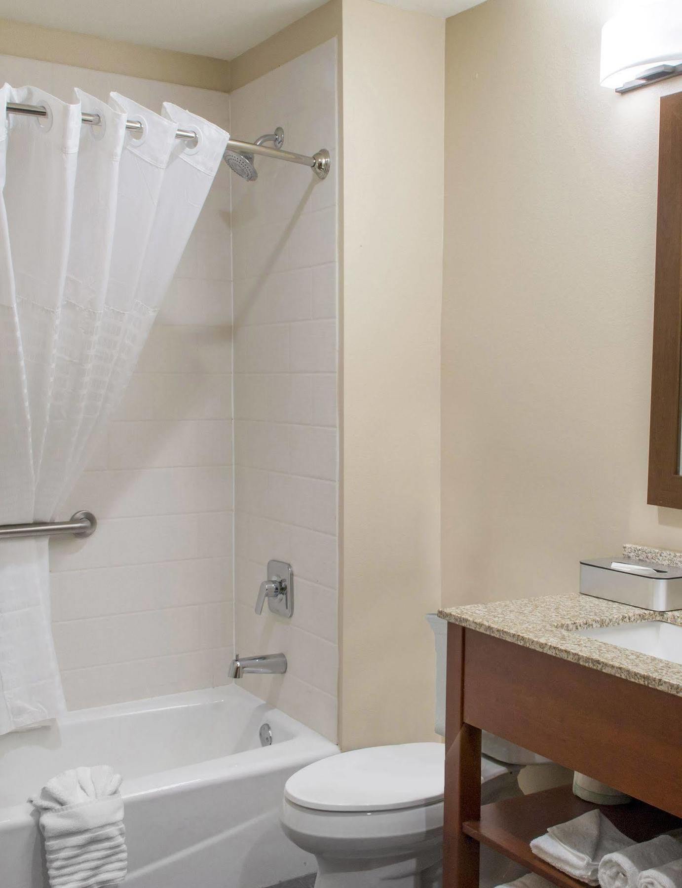 Mainstay Suites Edinburg Exteriör bild