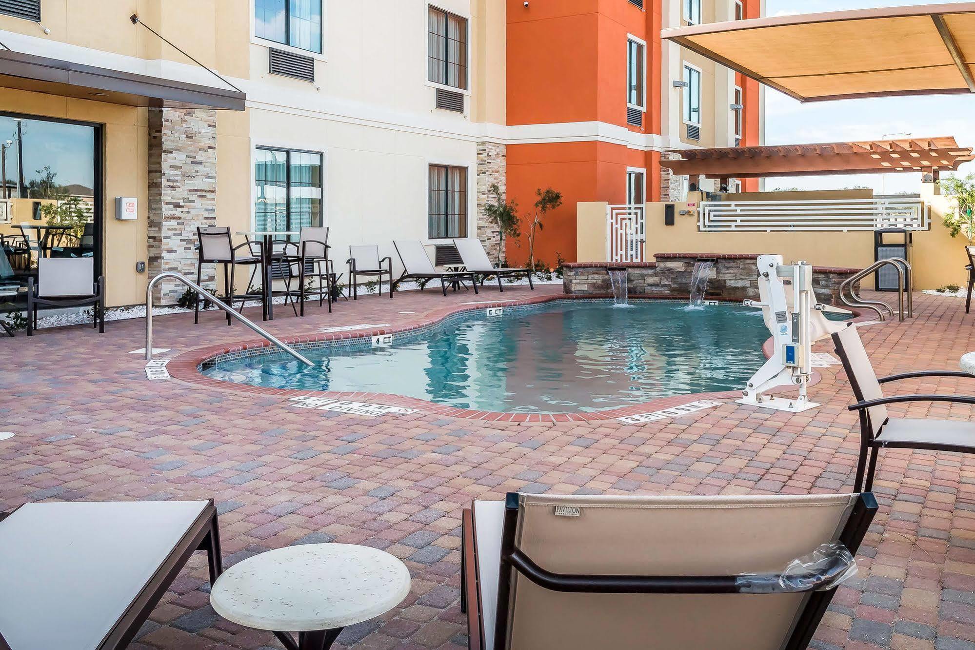 Mainstay Suites Edinburg Exteriör bild