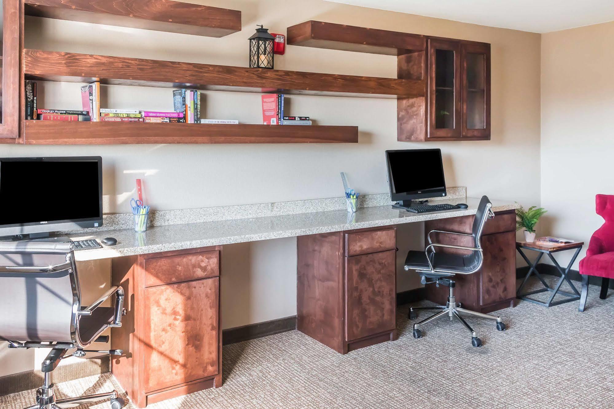 Mainstay Suites Edinburg Exteriör bild